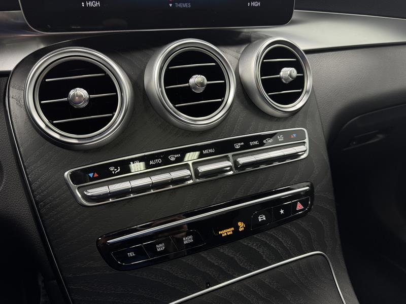 mercedes-benz GLC 2023 - 33