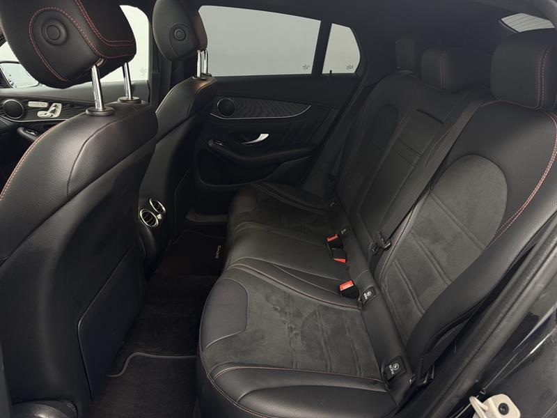 mercedes-benz GLC 2023 - 36