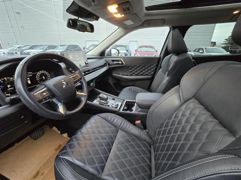 mitsubishi Outlander 2022 - 15