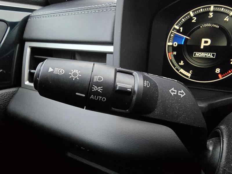 mitsubishi Outlander 2022 - 17