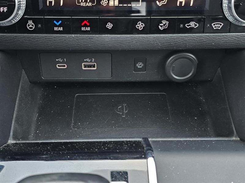 mitsubishi Outlander 2022 - 26