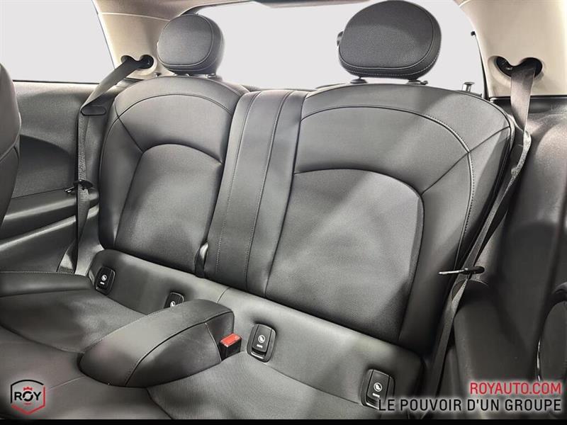 mini 3 Door 2024 - 8