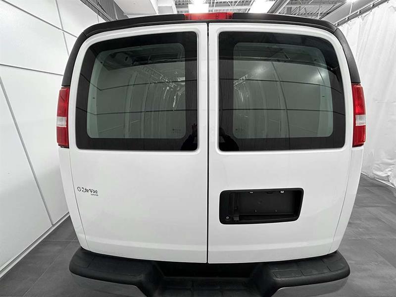gmc Savana 2022 - 5