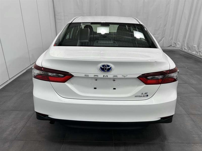 toyota Camry 2023 - 6