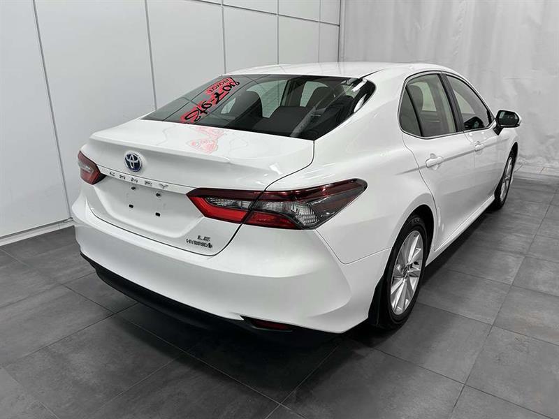 toyota Camry 2023 - 7