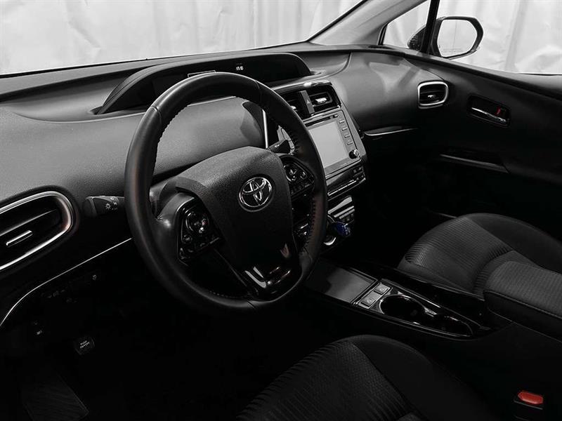 toyota Prius Prime 2022 - 11