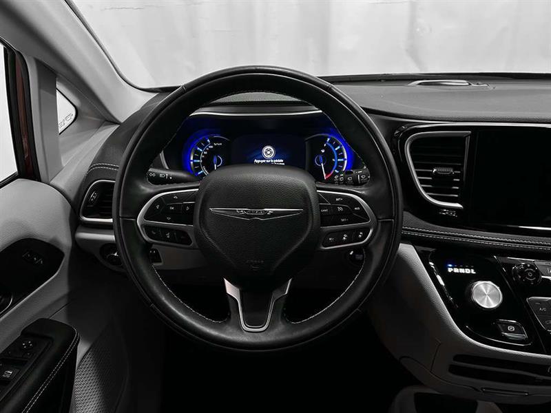 chrysler Pacifica 2022 - 14