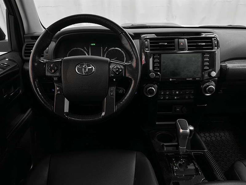 toyota 4Runner 2023 - 26