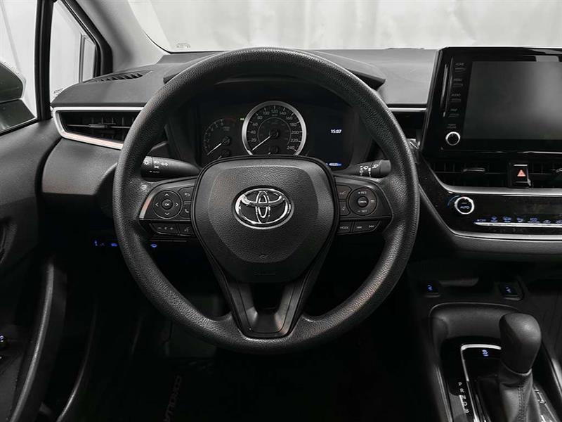 toyota Corolla 2022 - 17