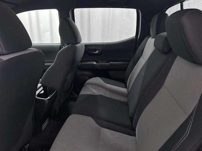 toyota Tacoma 2023 - 22