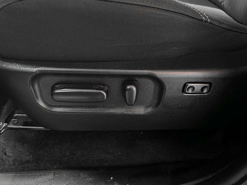 toyota Tacoma 2023 - 13