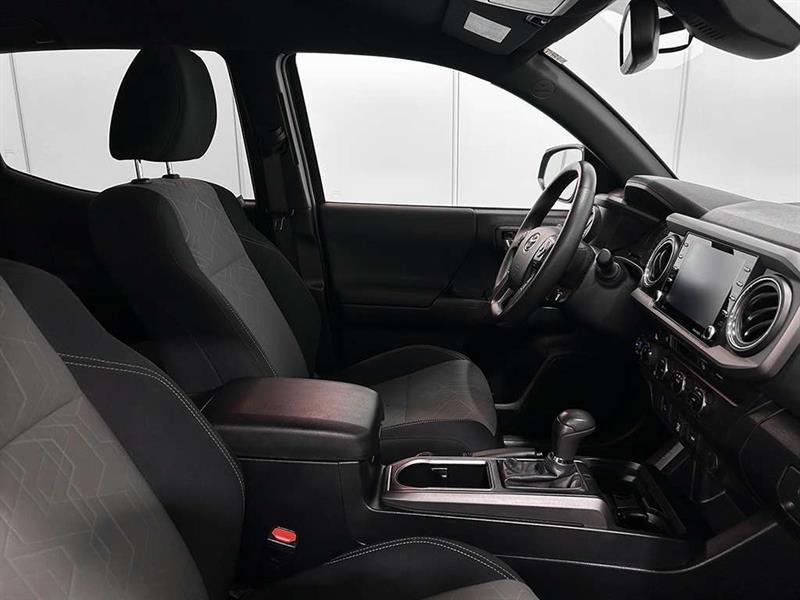 toyota Tacoma 2023 - 29