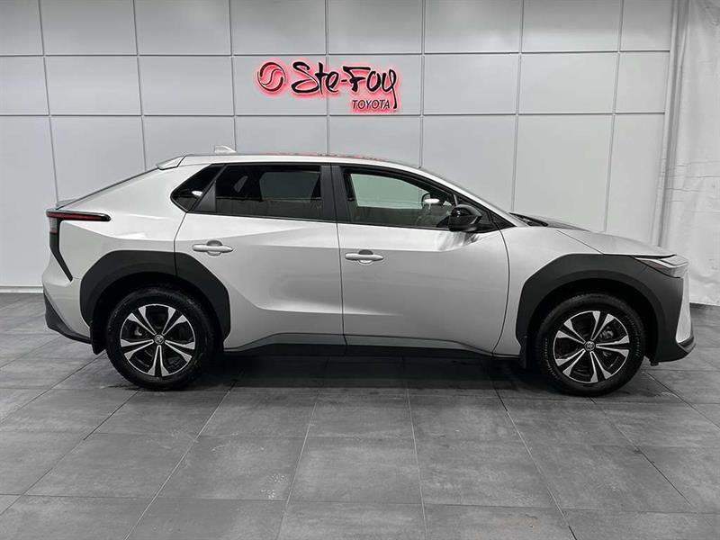 toyota bZ4X 2025 - 9