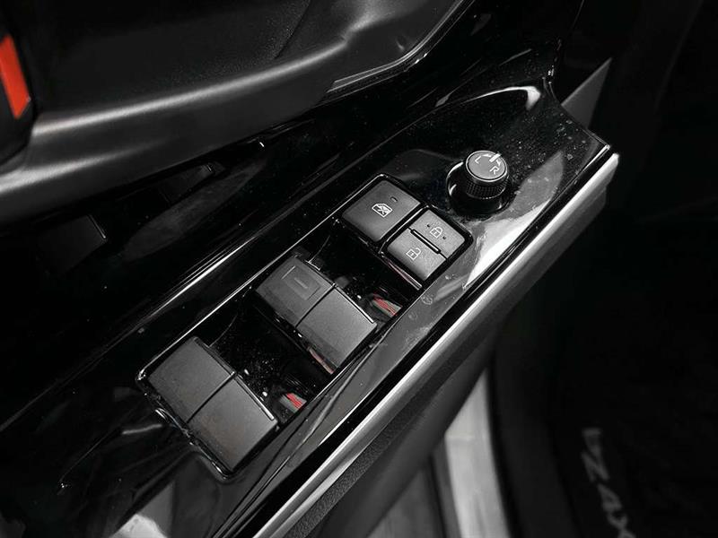 toyota bZ4X 2025 - 13