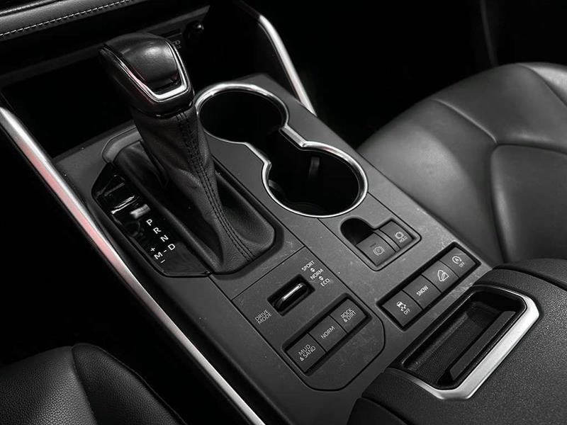 toyota Highlander 2021 - 18