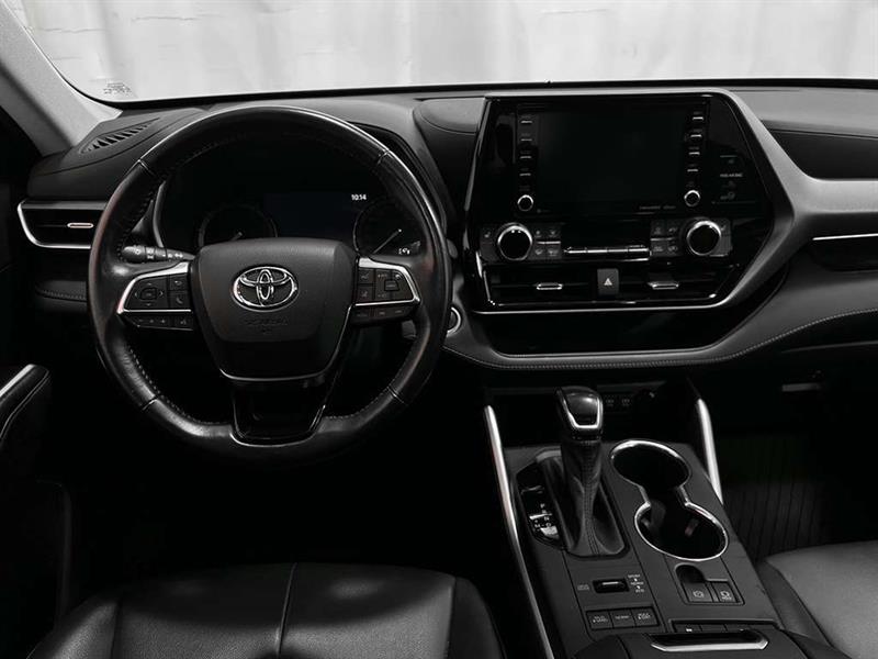toyota Highlander 2021 - 25