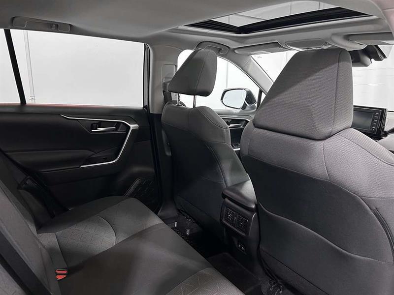 toyota RAV4 2021 - 26