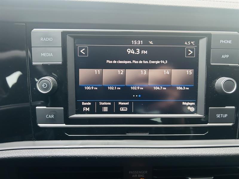 volkswagen Jetta 2019 - 12