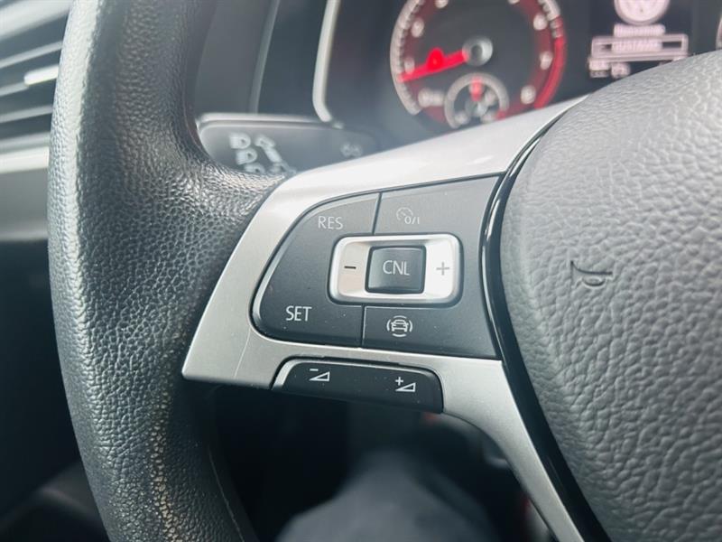 volkswagen Jetta 2019 - 13