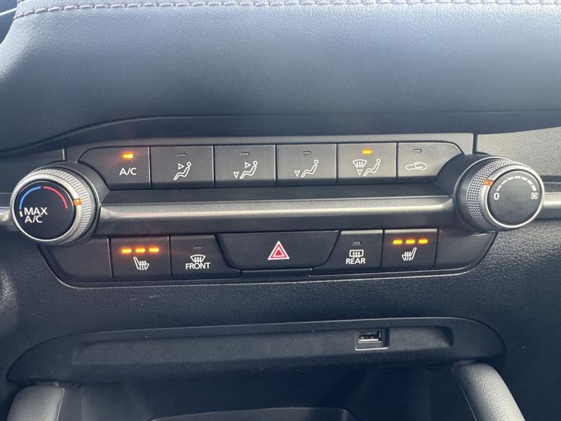 mazda Mazda3 2019 - 23