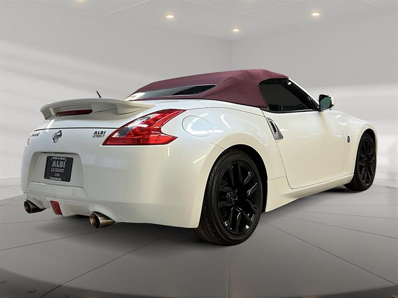 nissan 370Z 2010 - 5