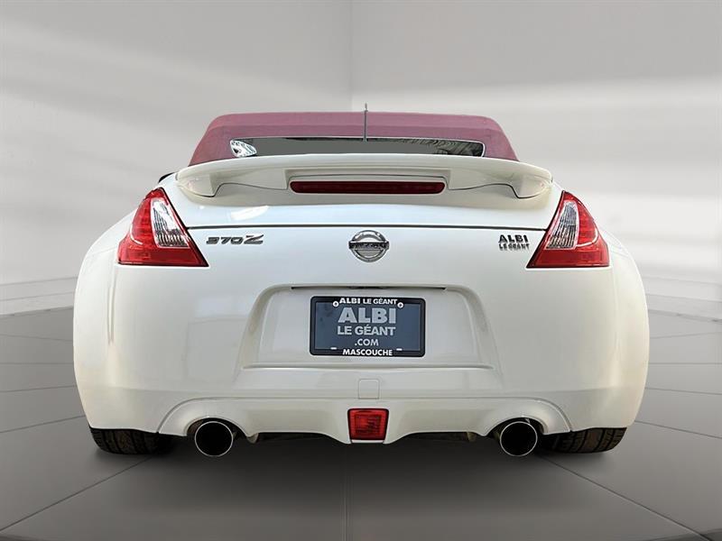 nissan 370Z 2010 - 6