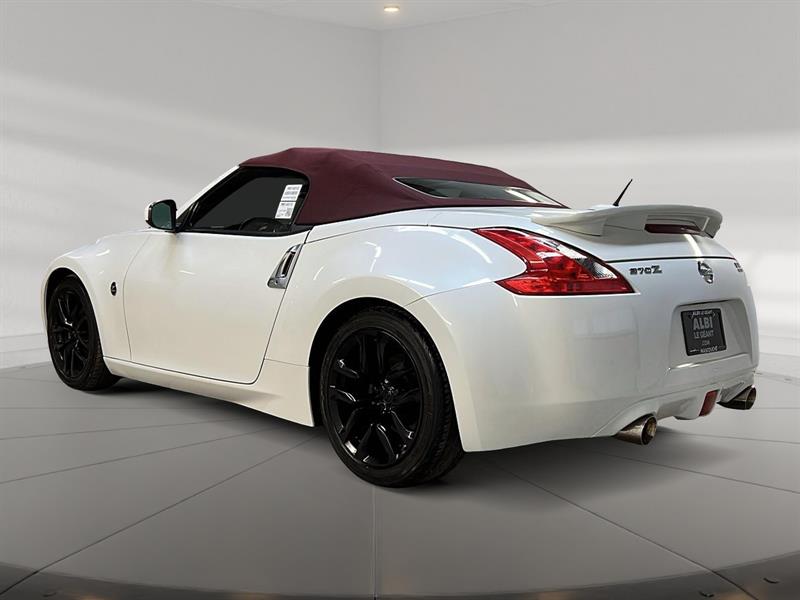 nissan 370Z 2010 - 7