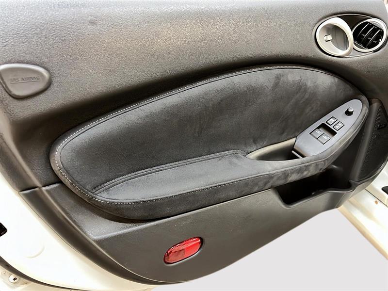 nissan 370Z 2010 - 22