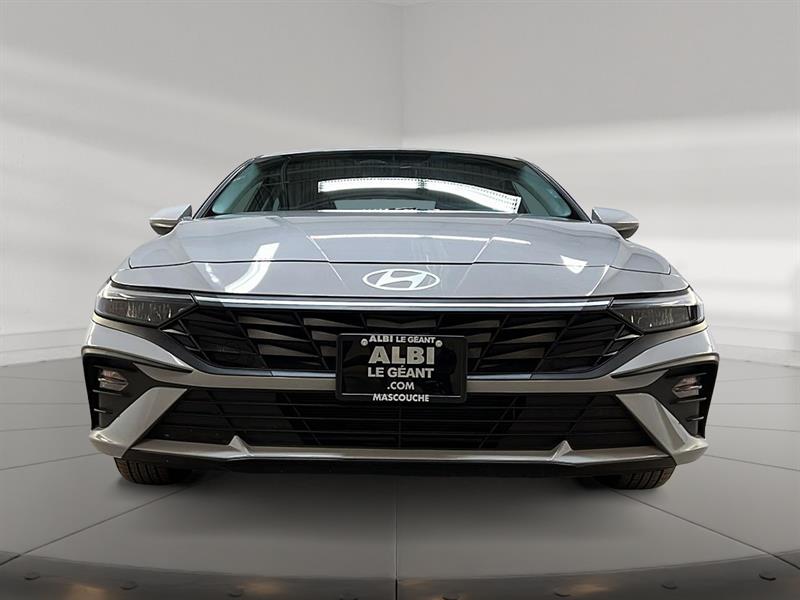 hyundai Elantra 2025 - 2