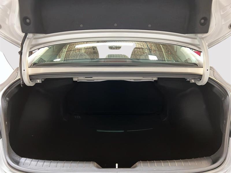 hyundai Elantra 2025 - 12