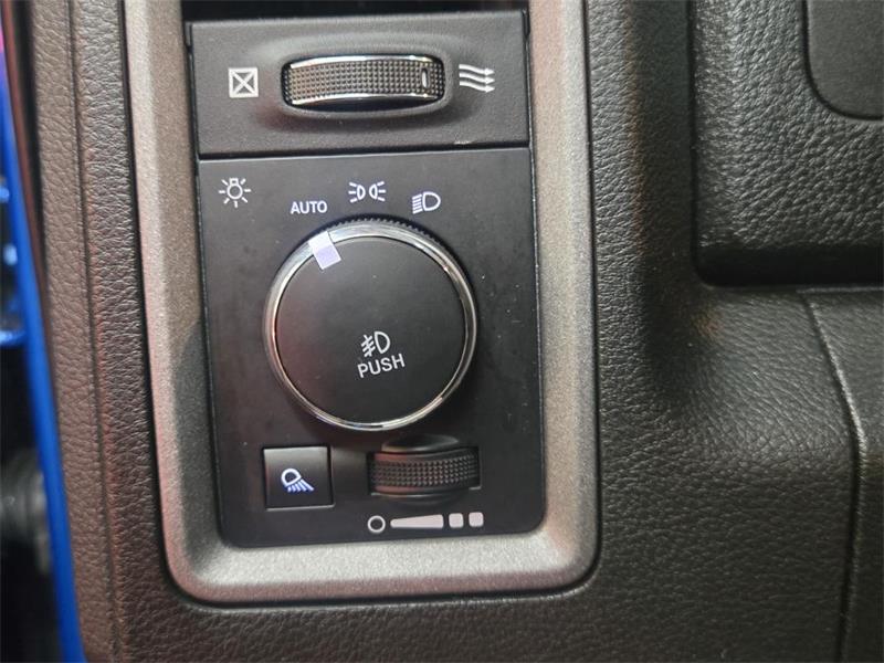 ram 1500 Classic 2023 - 15