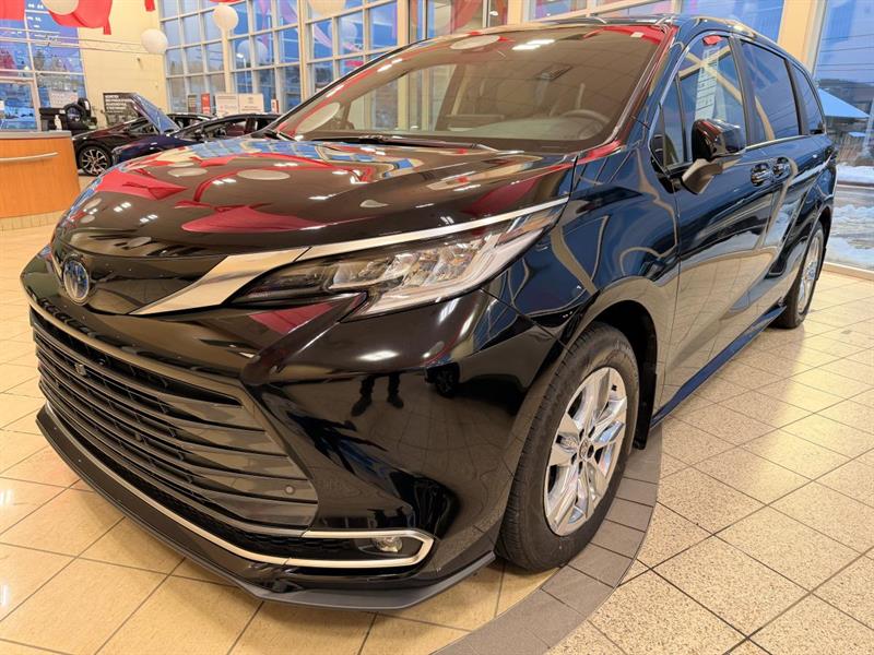 toyota Sienna Hybrid 2024