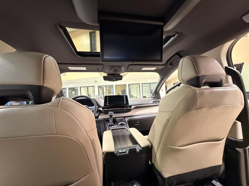 toyota Sienna Hybrid 2024 - 13