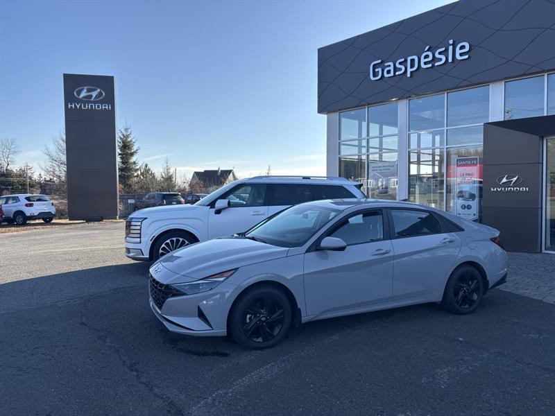 hyundai Elantra 2022