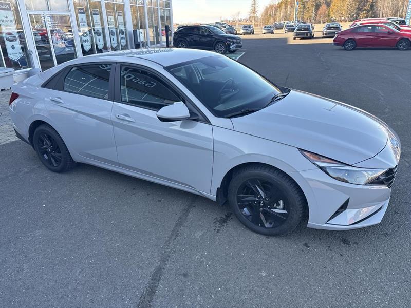 hyundai Elantra 2022 - 3