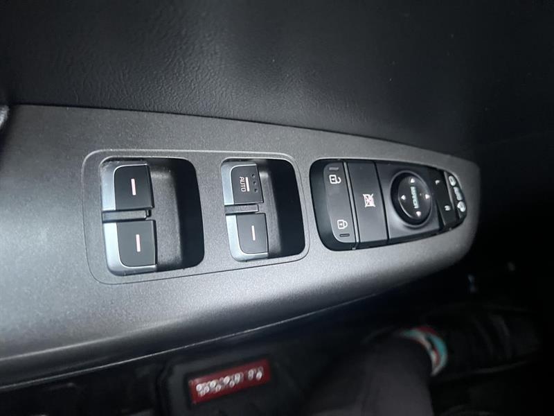 kia Sportage 2022 - 27