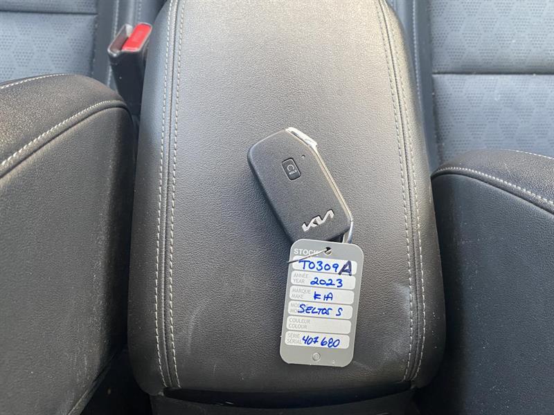 kia Seltos 2023 - 26