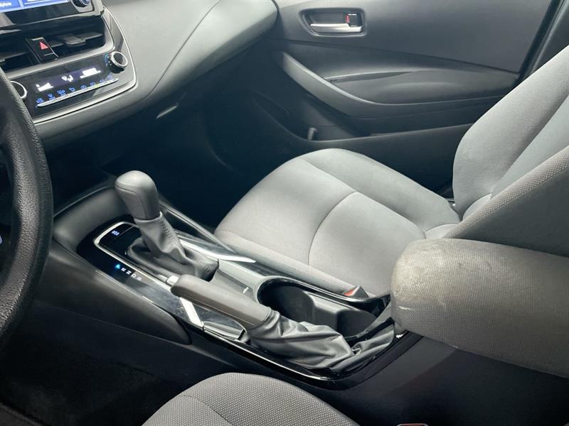 toyota Corolla 2020 - 18