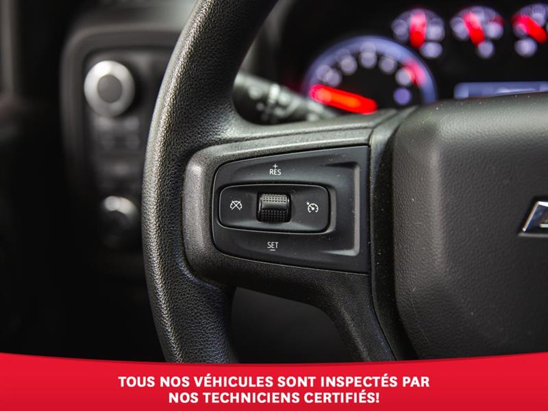 chevrolet Silverado 1500 2021 - 24