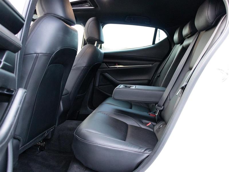 mazda Mazda3 2019 - 23
