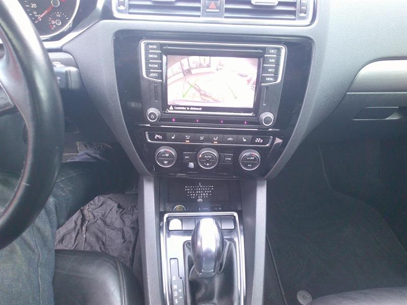 volkswagen Jetta 2017 - 12