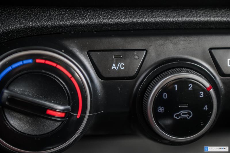 hyundai Venue 2022 - 21