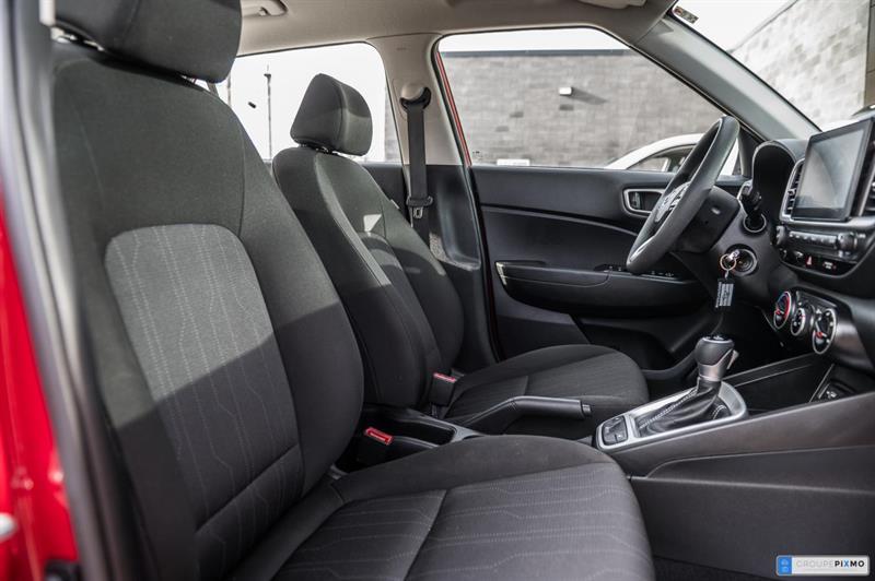 hyundai Venue 2022 - 24