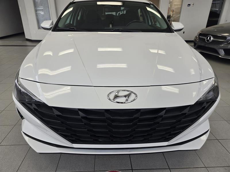 hyundai Elantra 2022 - 2