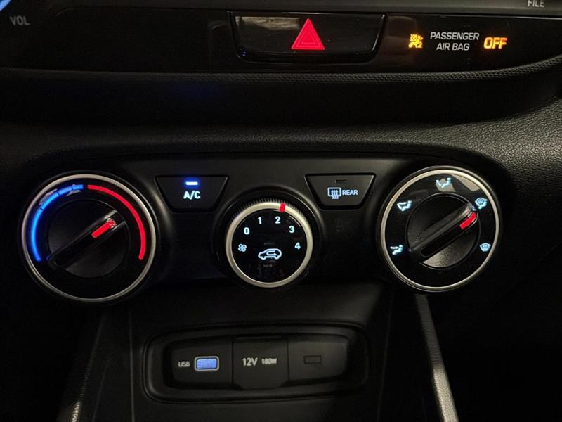 hyundai Venue 2022 - 18