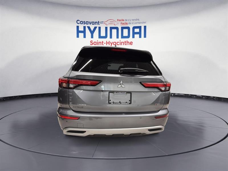 mitsubishi Outlander 2024 - 8