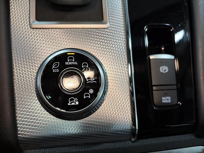 mitsubishi Outlander 2024 - 26