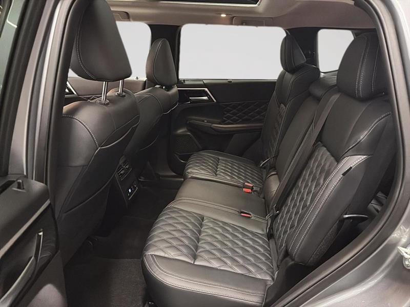 mitsubishi Outlander 2024 - 28