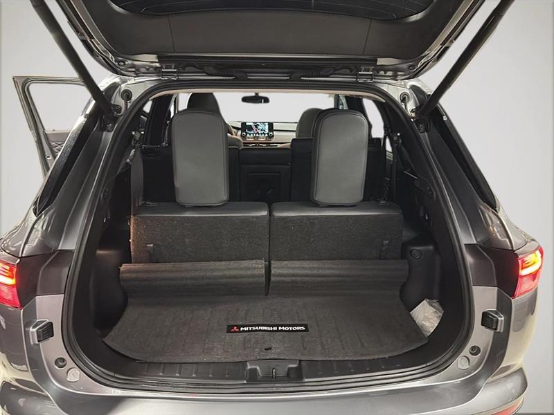 mitsubishi Outlander 2024 - 30