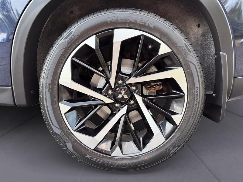 mitsubishi Outlander 2023 - 9